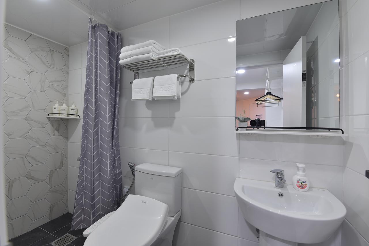 Mono House Hongdae 5 Otel Seul Dış mekan fotoğraf