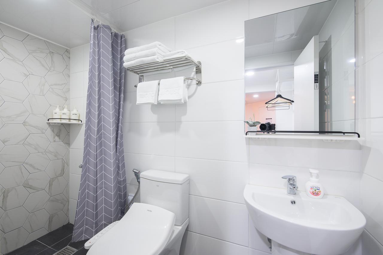 Mono House Hongdae 5 Otel Seul Dış mekan fotoğraf